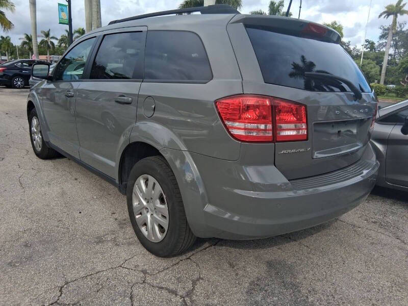 2020 Dodge Journey SE Value