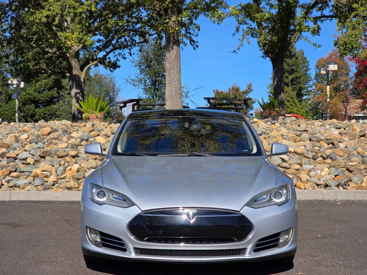 Silver 2013 Tesla Model S Base Base 4dr Liftback (85 kWh) 2