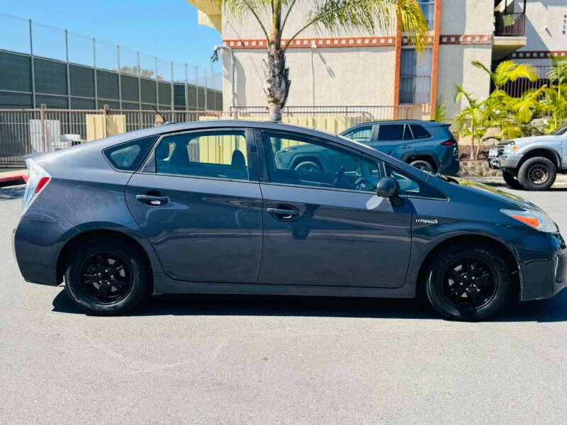 2012 Toyota Prius Three