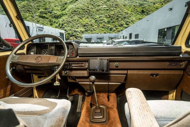 1982 Volkswagen Vanagon Camper