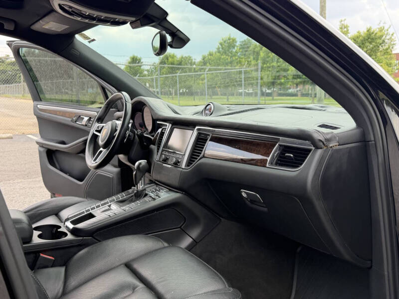 2015 Porsche Macan S