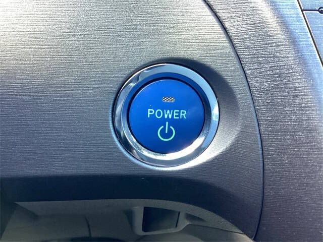 2014 Toyota Prius Two