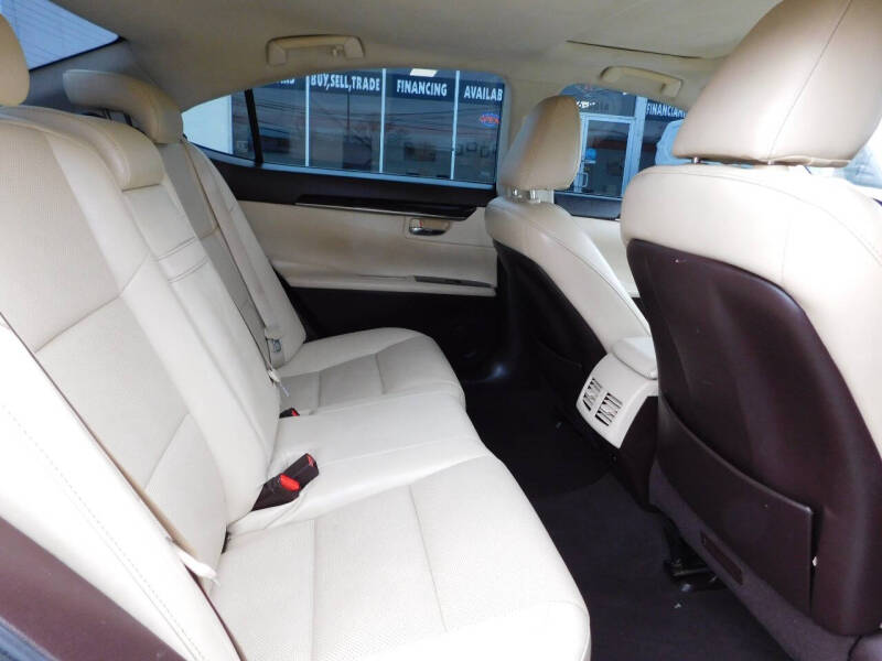 2017 Lexus ES 350