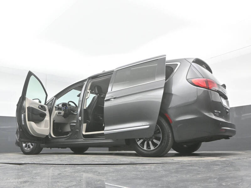 2020 Chrysler Pacifica Touring L Plus
