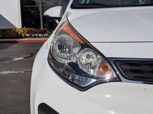 2012 Kia Rio 5-Door EX