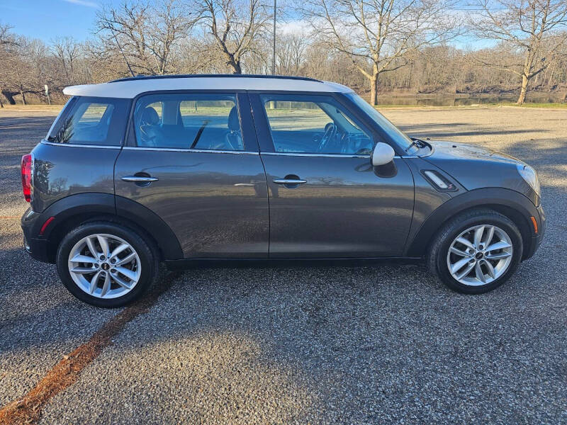 Used 2012 MINI Countryman Countryman S with VIN WMWZC3C51CWL85543 for sale in Terre Haute, IN