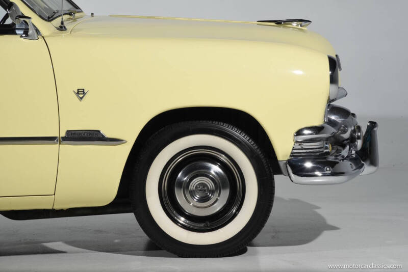 1951 Ford Deluxe