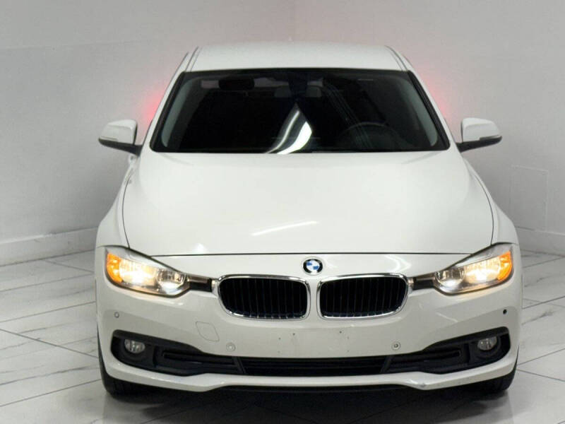 2017 BMW 3 Series 320i