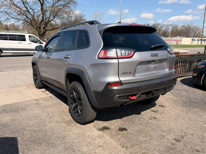 2019 Jeep Cherokee Trailhawk