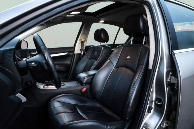 2009 Infiniti G37 Sedan x