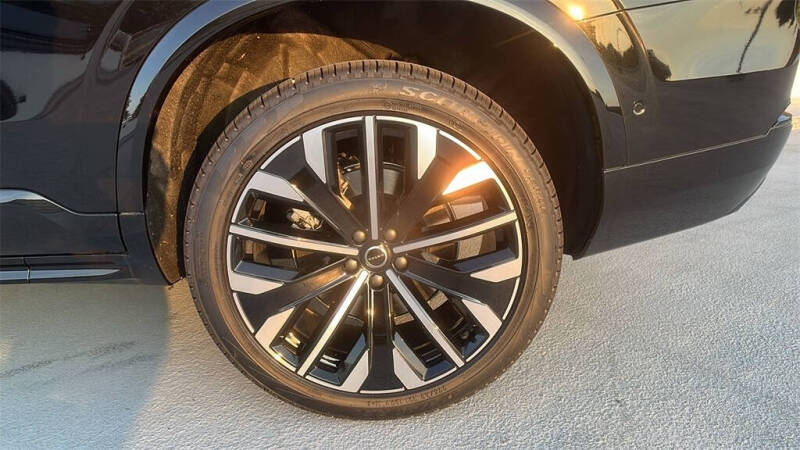 2026 Volvo XC90 B6 Ultra Dark 7P