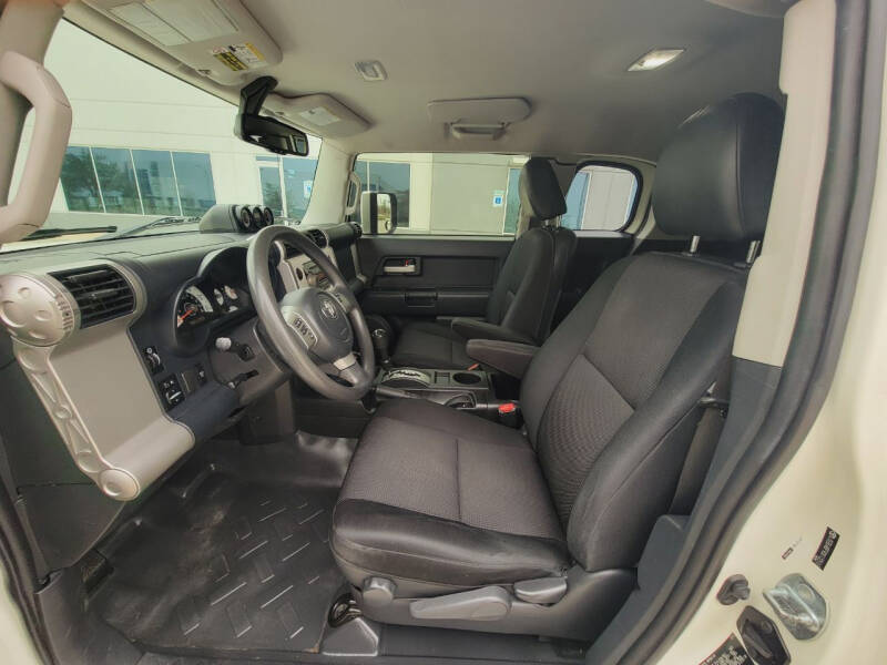 2012 Toyota FJ Cruiser