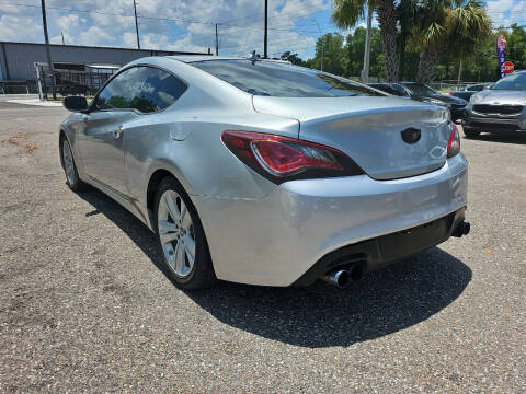 2013 Hyundai Genesis Coupe 2.0T Premium