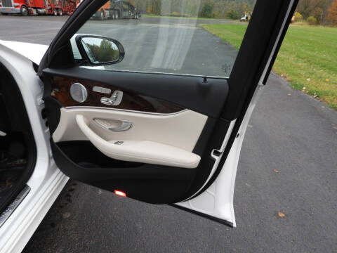 2017 Mercedes-Benz E-Class E 300 4MATIC