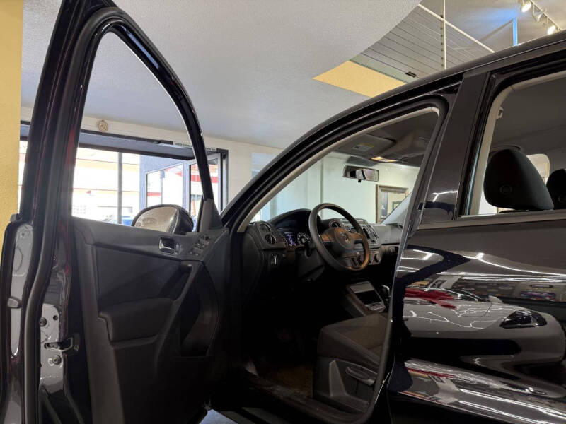 2017 Volkswagen Tiguan 2.0T S 4Motion