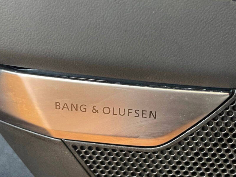 2023 Audi e-tron GT quattro Premium Plus