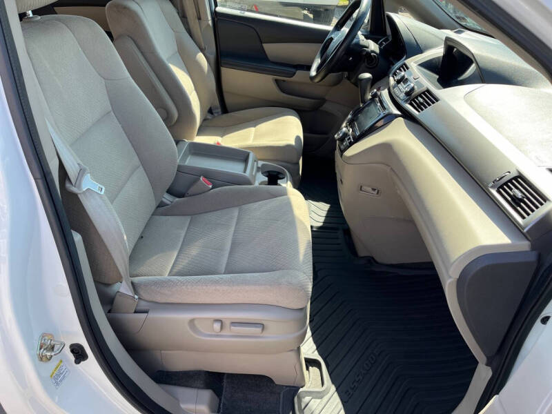 2016 Honda Odyssey SE