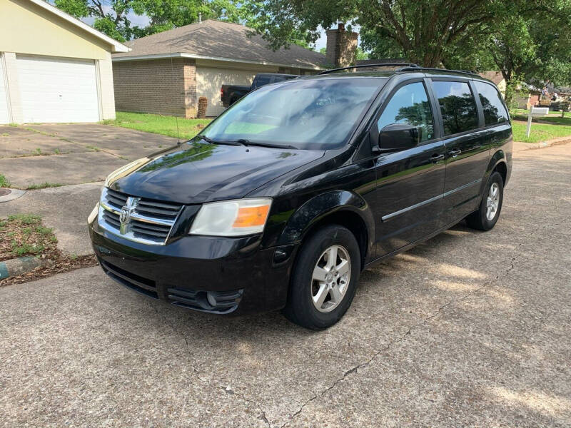 2008 Dodge Grand Caravan for sale at Demetry Automotive in Houston TX