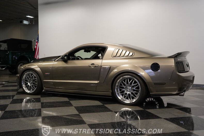 2005 Ford Mustang