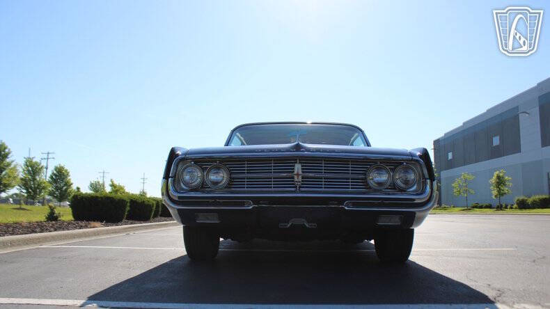 1962 Oldsmobile Starfire