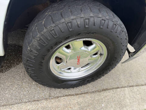 2004 GMC Yukon SLE