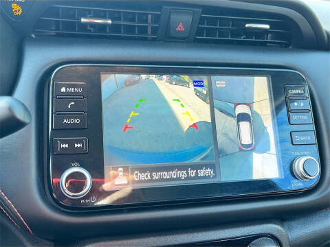 2021 Nissan Kicks SR