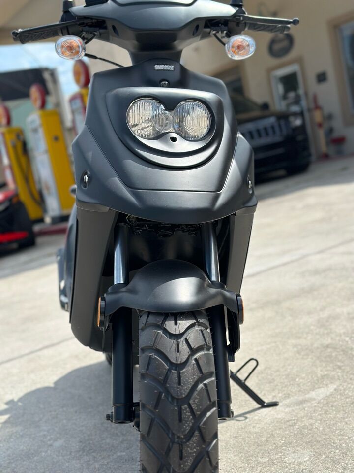 2022 Chicago Scooter Company PUG 3