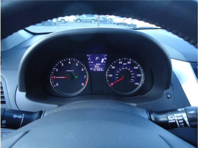 2013 Hyundai Accent SE
