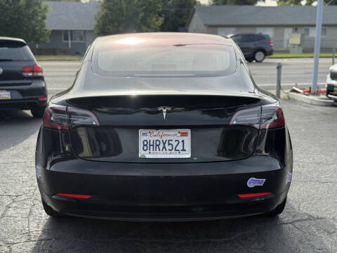 2018 Tesla Model 3 Mid Range