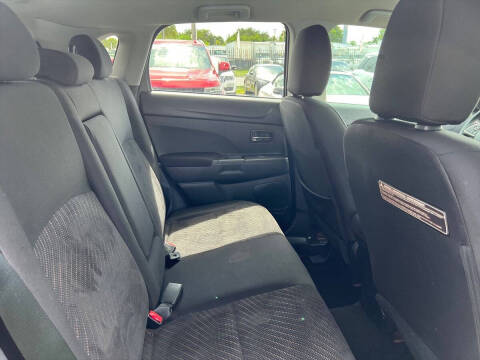 2015 Mitsubishi Outlander Sport SE