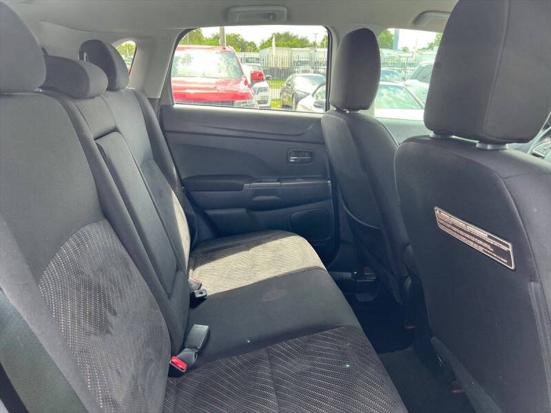 2015 Mitsubishi Outlander Sport SE