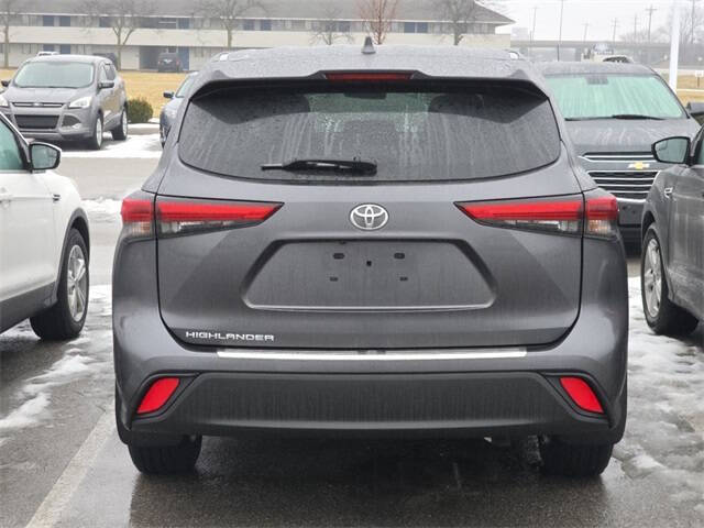 2020 Toyota Highlander L