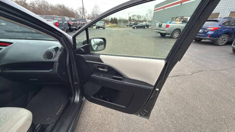 2012 Mazda MAZDA5 Touring