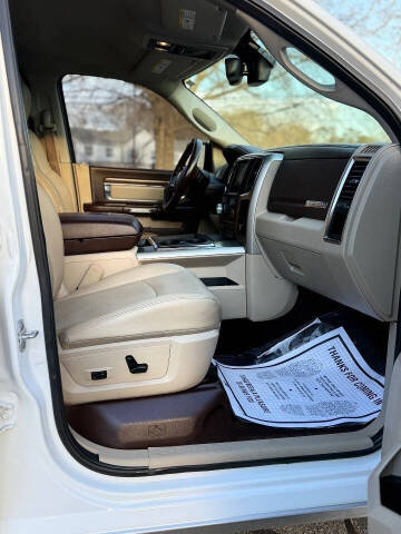 2015 RAM 1500 Laramie