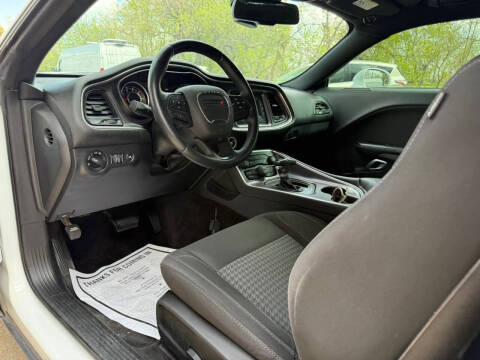2015 Dodge Challenger SXT