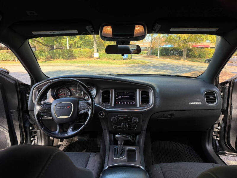 2019 Dodge Charger SXT