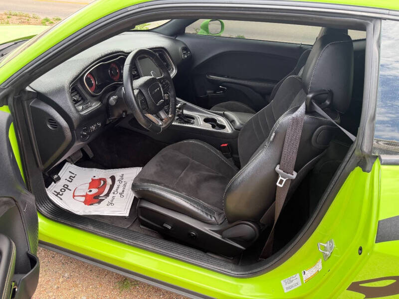 2015 Dodge Challenger SRT Hellcat