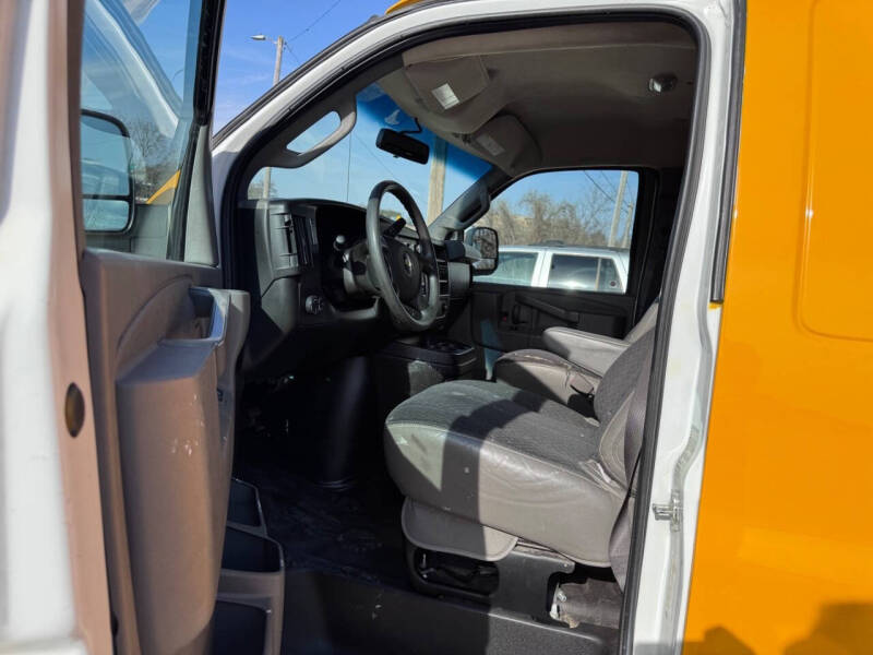 2019 Chevrolet Express 2500