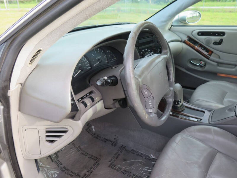 1999 Oldsmobile Aurora