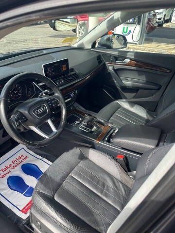 2018 Audi Q5 2.0T quattro Premium Plus