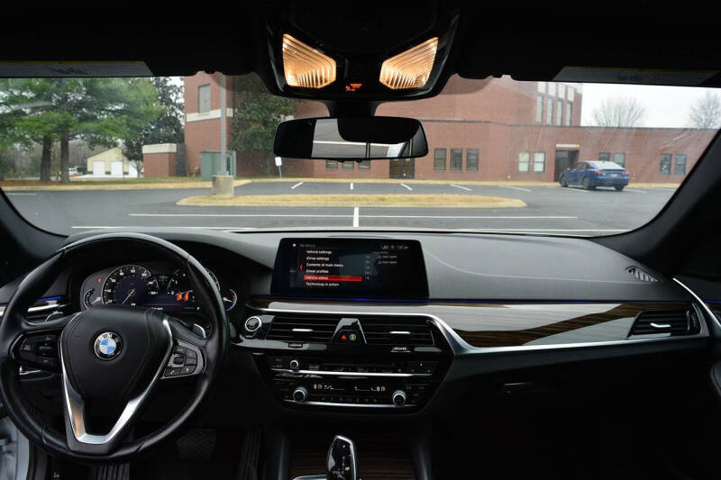 2019 BMW 5 Series 530i xDrive