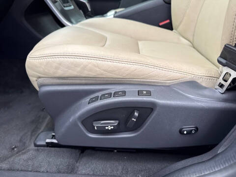 2016 Volvo XC60 T6 Drive-E