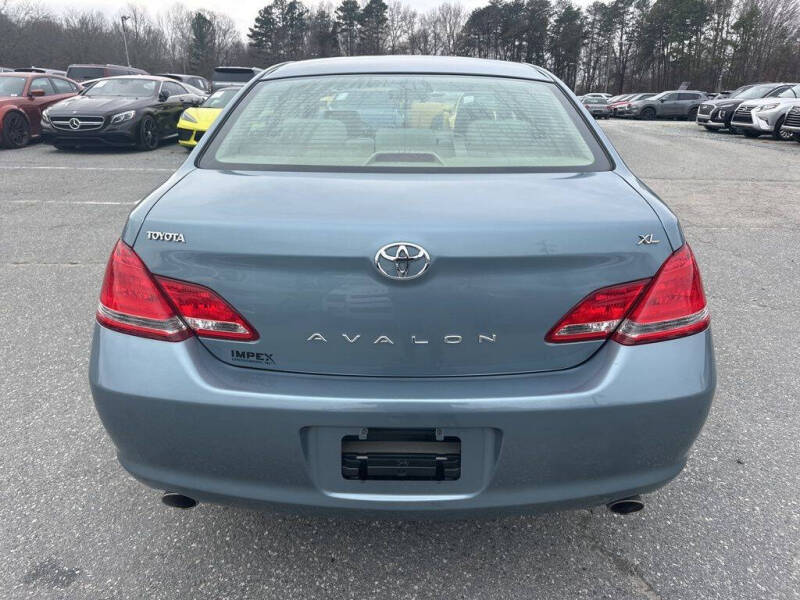 2007 Toyota Avalon XL