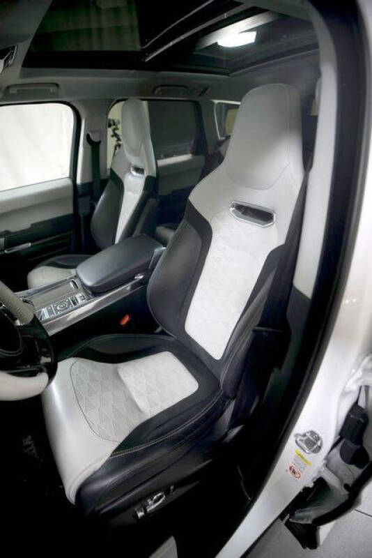 2020 Land Rover Range Rover Sport SVR