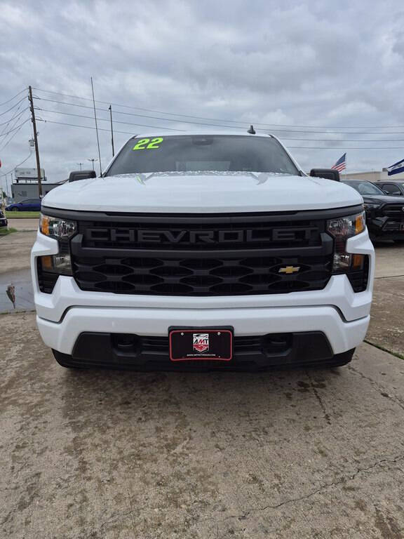 White 2022 Chevrolet Silverado 1500 Custom 2