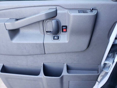 2024 Chevrolet Express 2500