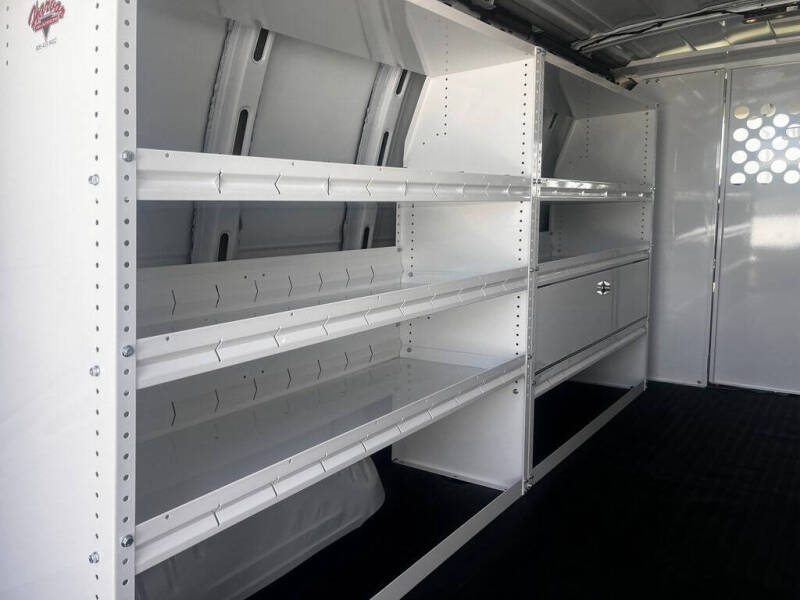 2025 GMC Savana 2500