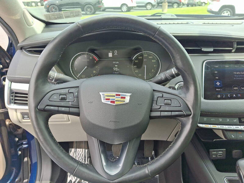 2019 Cadillac XT4 Luxury