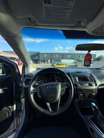 2017 Ford Edge SE