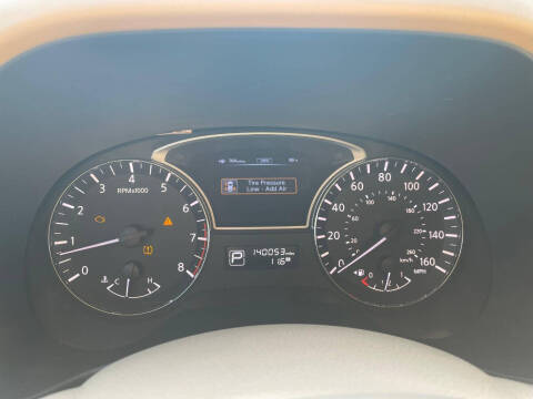 2013 Nissan Pathfinder SV